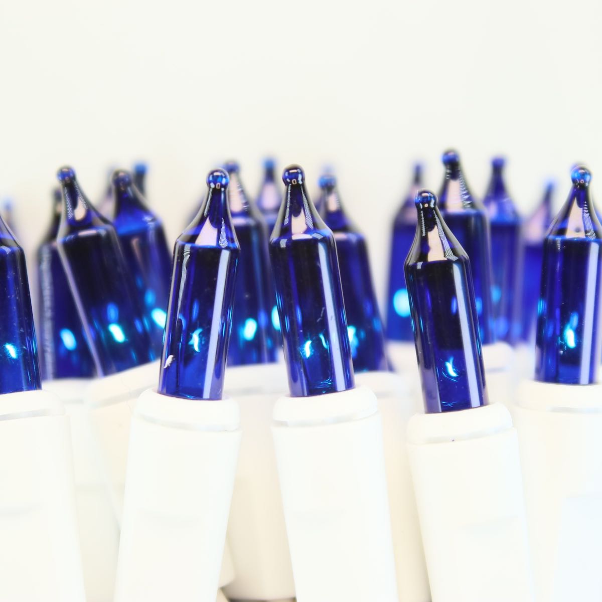 100-bulb Blue Mini Lights, 2.5" Spacing, White Wire – Christmas Light