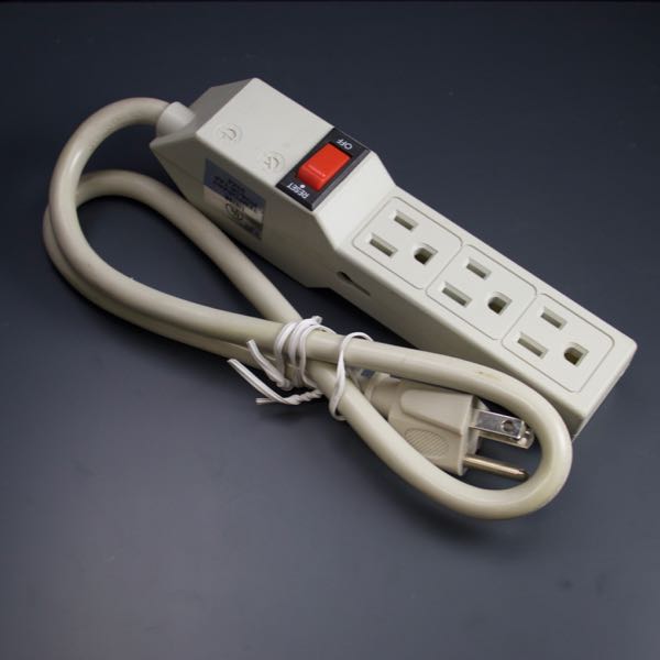 Ivory Compact, doublesided power strip