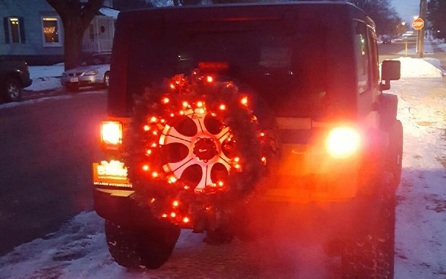Get This Look: Lights on a Jeep Spare Tire