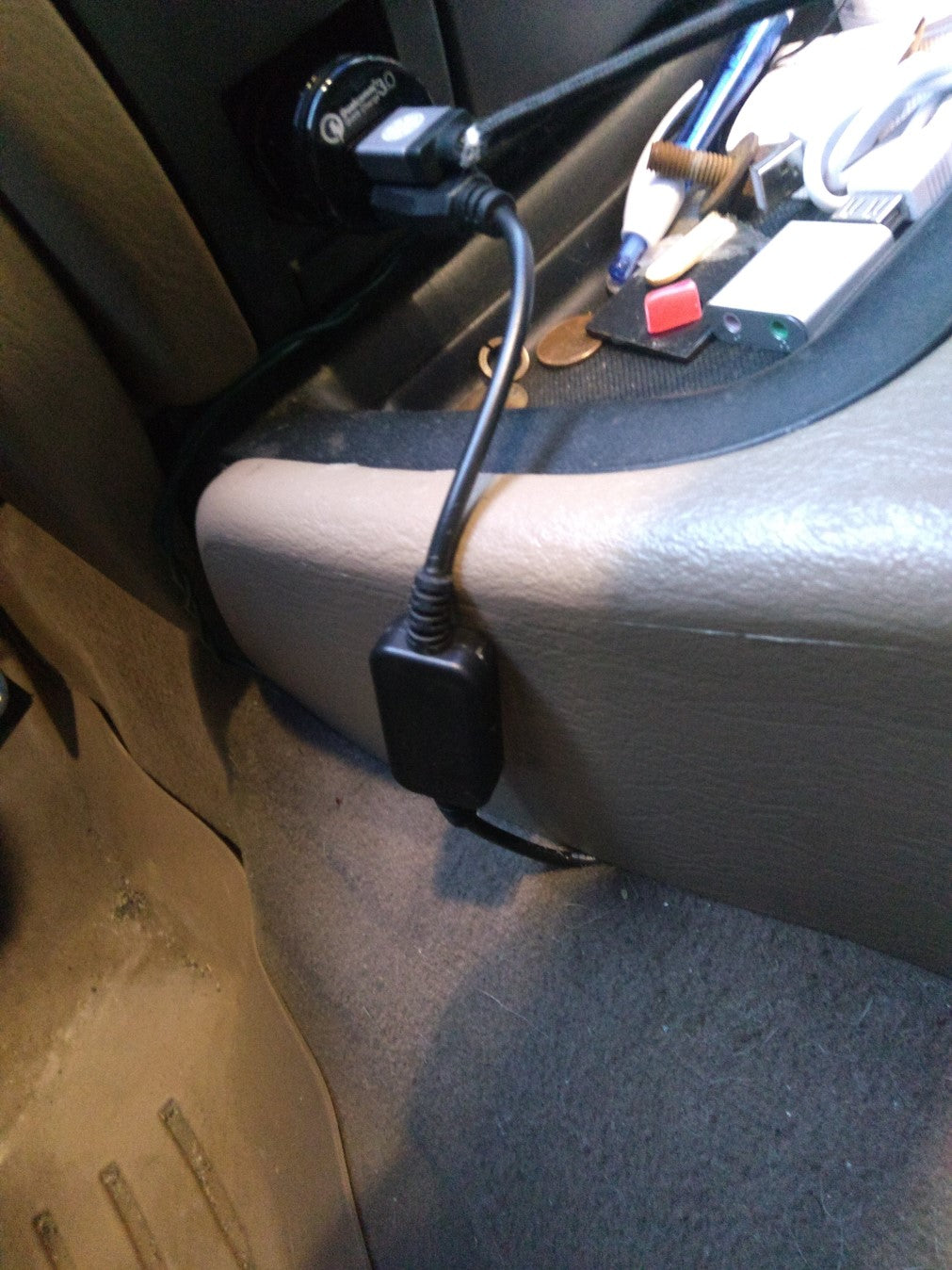 Installing 12 volt Christmas Lights in Your Car