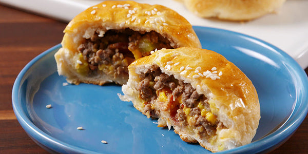 Game Time Party Food:  Bacon Cheeseburger Bombs