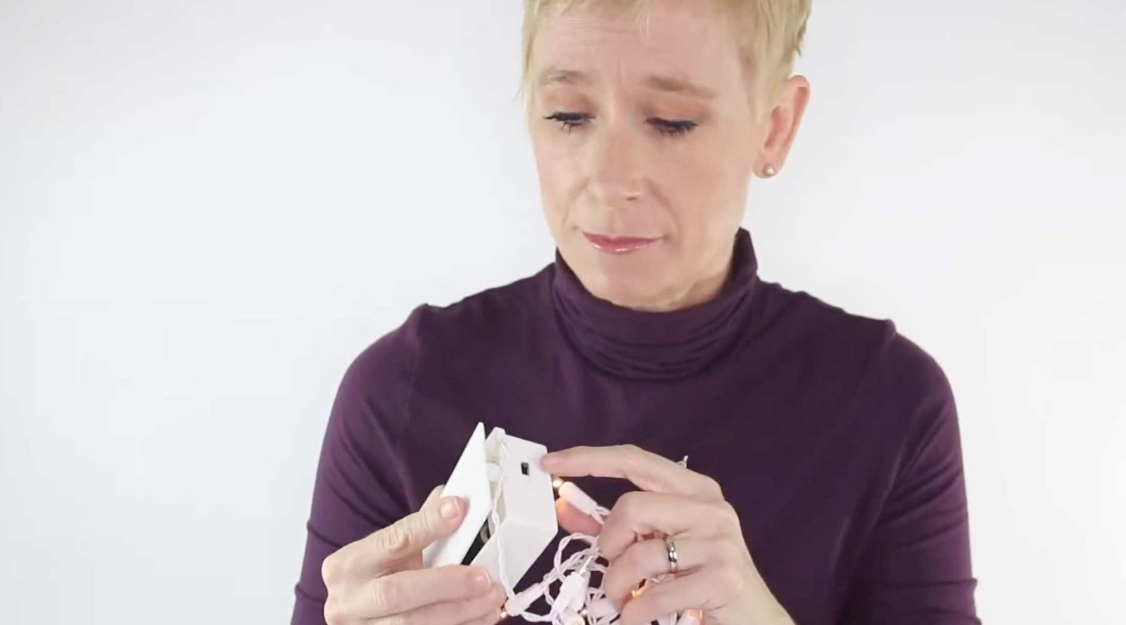 Video: Glass Battery Operated Lights