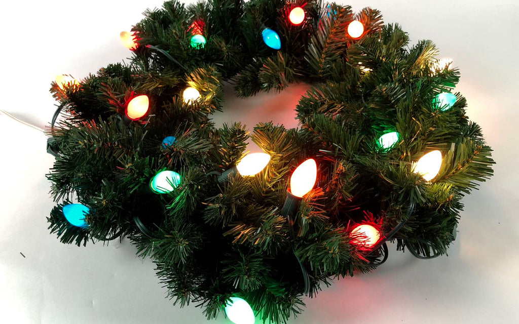 Real versus Artificial Wreaths for Christmas