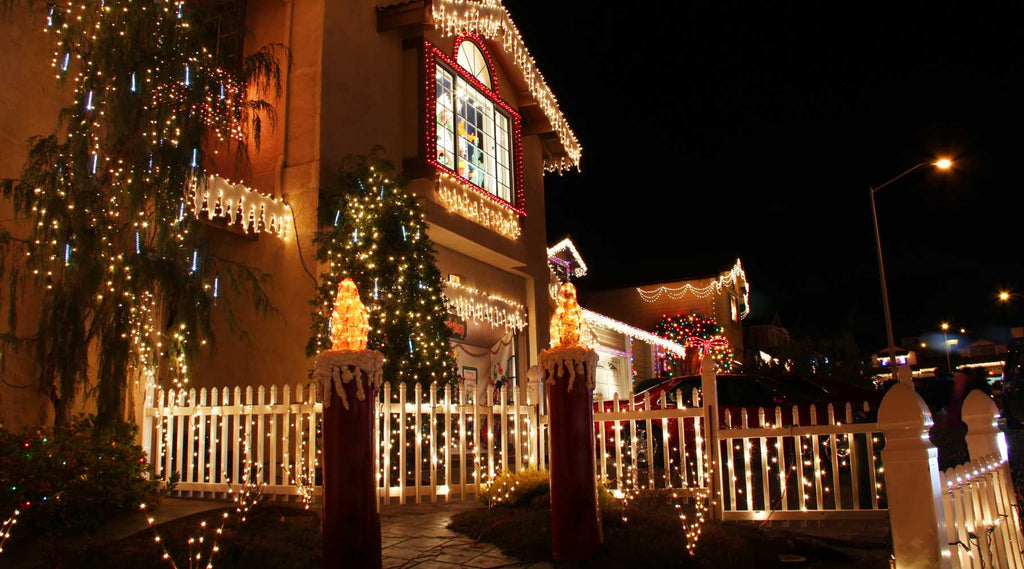 How to Choose the Right Christmas Lights: A Festive Guide