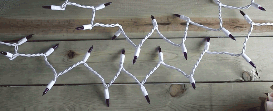 How do you make Christmas lights twinkle?