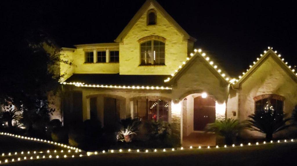 Our Top 5 White Christmas Light Choices!