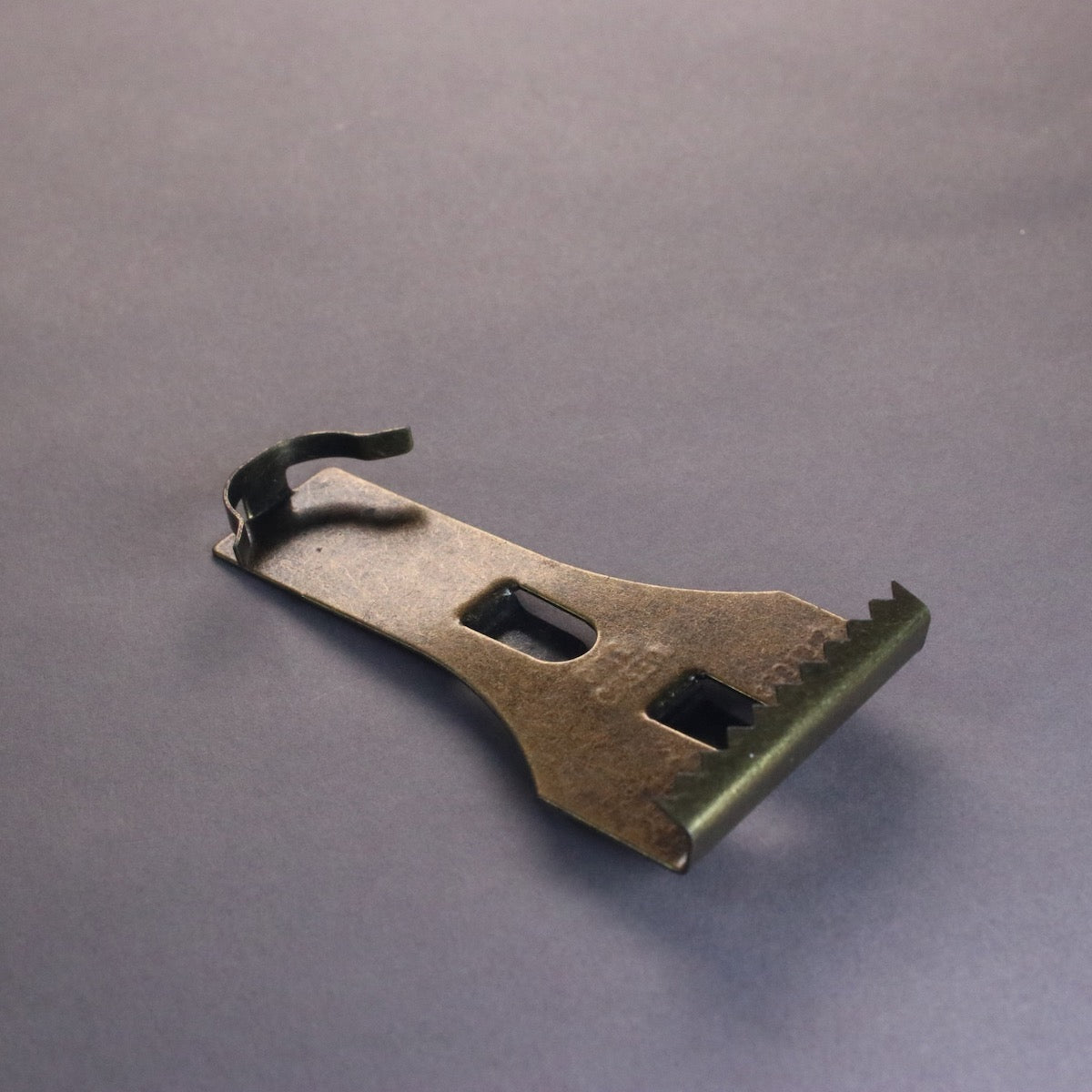 brick c lips 4" Clips (Pair) size bricks ) Supports up to 30 lbs No additional hardware required Instructions Before installing brick clips Brick clips for Christmas light