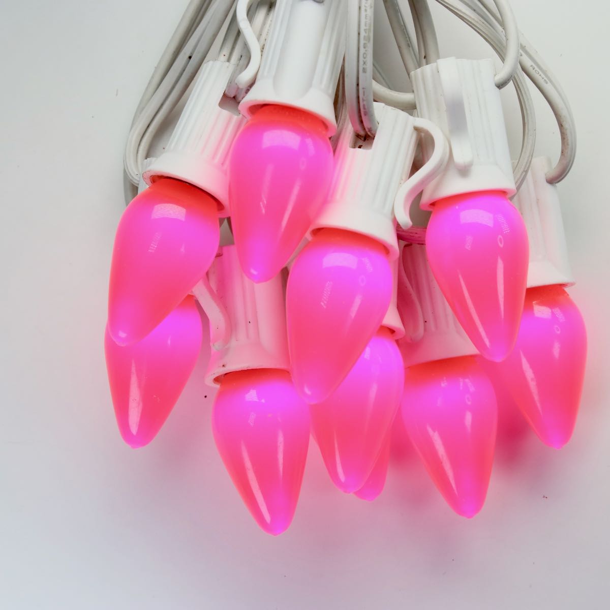 Minleon C7 Pink Smooth Opaque LED Bulbs E12 Bases (SMD) (25 Pack ...