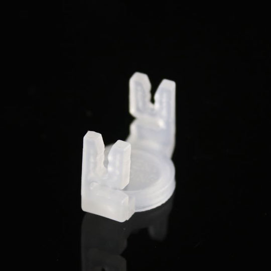 Christmas light clips for C7 and C9 cords and sockets