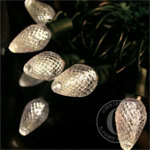 25-light C7 Warm White LED Christmas Lights (Non-removable bulbs), 8" Spacing Green Wire