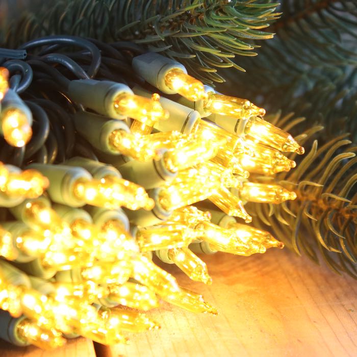 100-bulb Yellow Mini  Lights, 4" Spacing, Green Wire